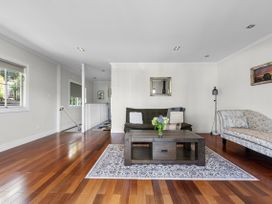 Heritage Charm - New Plymouth Holiday Home -  - 1171118 - thumbnail photo 8