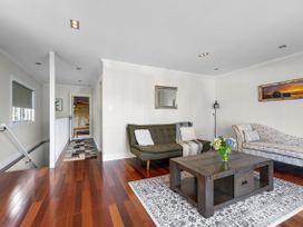 Heritage Charm - New Plymouth Holiday Home -  - 1171118 - thumbnail photo 3