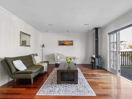 Heritage Charm - New Plymouth Holiday Home -  - 1171118 - thumbnail photo 6