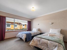 Seaside Weekender - New Plymouth Holiday Home -  - 1171119 - thumbnail photo 20