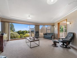 Seaside Weekender - New Plymouth Holiday Home -  - 1171119 - thumbnail photo 5