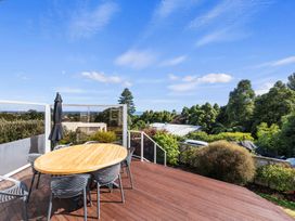 Seaside Weekender - New Plymouth Holiday Home -  - 1171119 - thumbnail photo 1