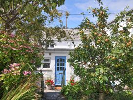 2 bedroom Cottage for rent in Rock