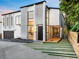 Luxury Remuera Brand New Auckland Holiday Home -  - 1171267 - thumbnail photo 20