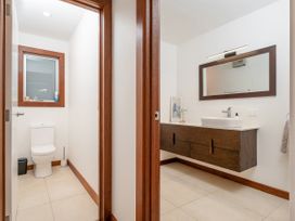 Summer Lane Bliss - Tairua Holiday Home -  - 1171271 - thumbnail photo 23
