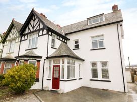 6 bedroom Cottage for rent in Llandudno
