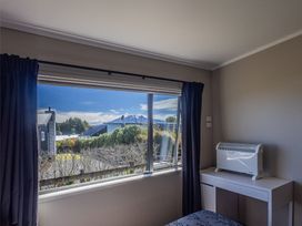 Ohakune Holiday Home Retreat with Hot Tub -  - 1171439 - thumbnail photo 12