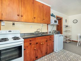 Dream View Waterfront - Paihia Holiday Home -  - 1171509 - thumbnail photo 11
