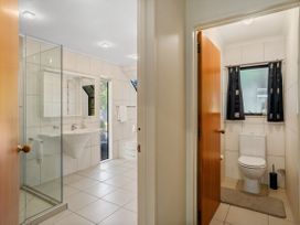 Mountain View Retreat - Wanaka Holiday Home -  - 1171589 - thumbnail photo 20
