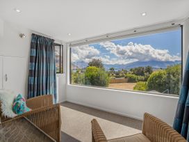 Mountain View Retreat - Wanaka Holiday Home -  - 1171589 - thumbnail photo 12