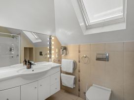 Mountain View Retreat - Wanaka Holiday Home -  - 1171589 - thumbnail photo 15