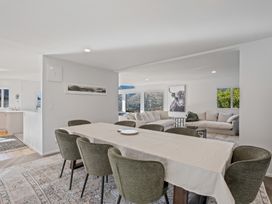 Hensman House - Queenstown Holiday Home -  - 1171742 - thumbnail photo 15