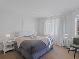 Hensman House - Queenstown Holiday Home -  - 1171742 - thumbnail photo 19