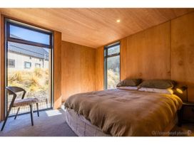 Cedarwood Retreat - Castle Hill Holiday Home -  - 1171837 - thumbnail photo 10