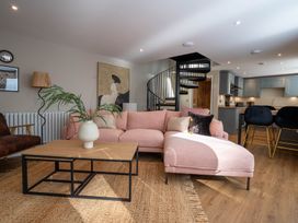 2 bedroom Cottage for rent in Lowestoft