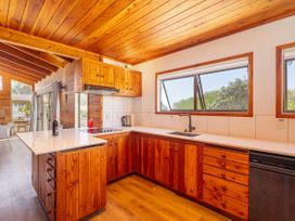 Seascape Beachfront B - Whangamata Holiday Unit -  - 1171972 - thumbnail photo 11