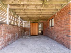 Seascape Beachfront C - Whangamata Holiday Unit -  - 1171973 - thumbnail photo 17