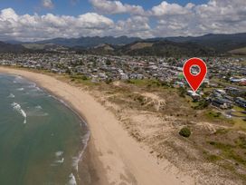 Seascape Beachfront C - Whangamata Holiday Unit -  - 1171973 - thumbnail photo 21