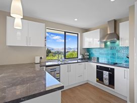 Elks Retreat Hanmer Springs Holiday Home -  - 1172032 - thumbnail photo 4