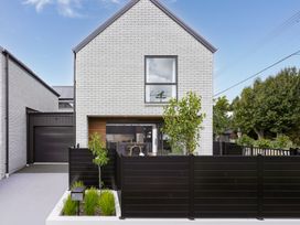 Westminster Haven – Christchurch Holiday Home -  - 1172036 - thumbnail photo 1