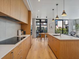 Explorer’s Rest - Wanaka Holiday Home -  - 1172123 - thumbnail photo 6