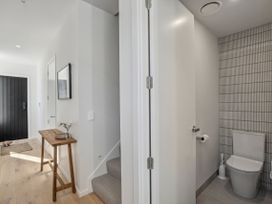 Explorer’s Rest - Wanaka Holiday Home -  - 1172123 - thumbnail photo 11
