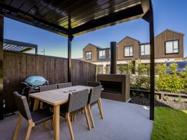 Explorer’s Rest - Wanaka Holiday Home -  - 1172123 - thumbnail photo 2