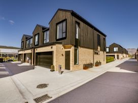 Explorer’s Rest - Wanaka Holiday Home -  - 1172123 - thumbnail photo 27