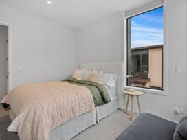 Explorer’s Rest - Wanaka Holiday Home -  - 1172123 - thumbnail photo 18