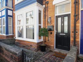 5 bedroom Cottage for rent in Weymouth