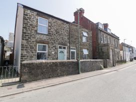 3 bedroom Cottage for rent in Cinderford