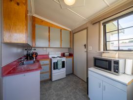 The Crib Haven – Te Anau Holiday Home -  - 1172567 - thumbnail photo 7