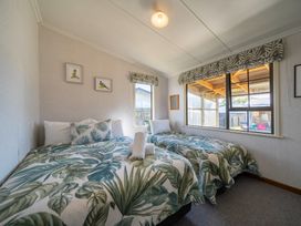 The Crib Haven – Te Anau Holiday Home -  - 1172567 - thumbnail photo 15