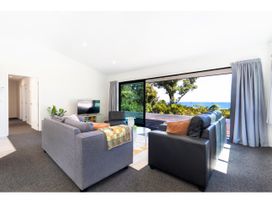 Glass Horizon - Rutherglen Holiday Home -  - 1172709 - thumbnail photo 14