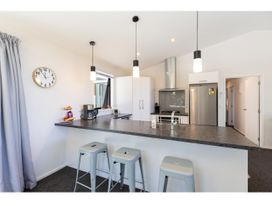 Glass Horizon - Rutherglen Holiday Home -  - 1172709 - thumbnail photo 9