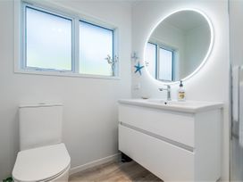 Seaside Retreat - Whitianga Holiday Home -  - 1173138 - thumbnail photo 25