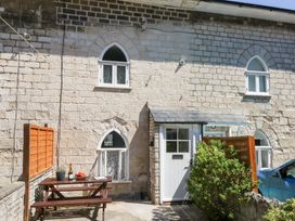 2 bedroom Cottage for rent in Weymouth