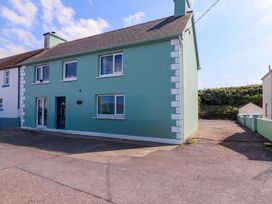 4 bedroom Cottage for rent in Portmagee