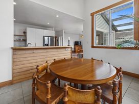Serene Stay - Fitzroy Holiday Home -  - 1174005 - thumbnail photo 5