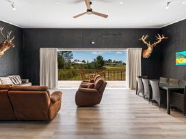 Motuoapa Retreat - Lake Taupo Holiday Home -  - 1174070 - thumbnail photo 5