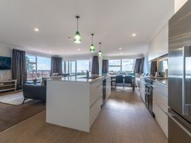 Beachview Bliss - Clarks Beach Holiday Home -  - 1174162 - thumbnail photo 10