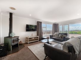 Beachview Bliss - Clarks Beach Holiday Home -  - 1174162 - thumbnail photo 6