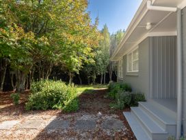 Beachview Bliss - Clarks Beach Holiday Home -  - 1174162 - thumbnail photo 26