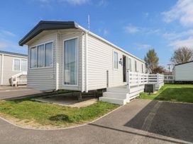 3 bedroom Cottage for rent in Bognor Regis