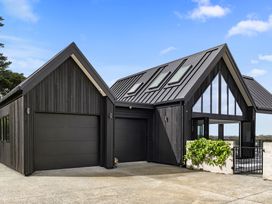 Estuary Views - Riverhead Holiday House -  - 1174245 - thumbnail photo 23