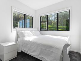 Estuary Views - Riverhead Holiday House -  - 1174245 - thumbnail photo 19