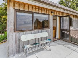 The Hut Retreat - Ohakune Holiday Home -  - 1174246 - thumbnail photo 14