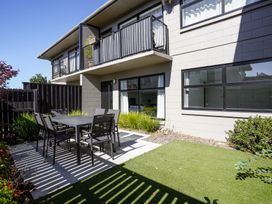 Inner City Haven - Christchurch Holiday Home -  - 1174247 - thumbnail photo 12
