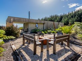 Ligar Escape - Golden Bay Holiday Home -  - 1174321 - thumbnail photo 29