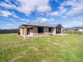 Mountainview Escape - Te Anau Holiday House -  - 1174438 - thumbnail photo 4
